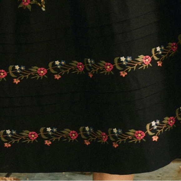 Worn once. In great condition - Picture 2 of 7